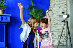 Frozen 2 bluetooth karaokespeler met 2 microfoons Frozen 2 bluetooth karaokespeler met 2 microfoons